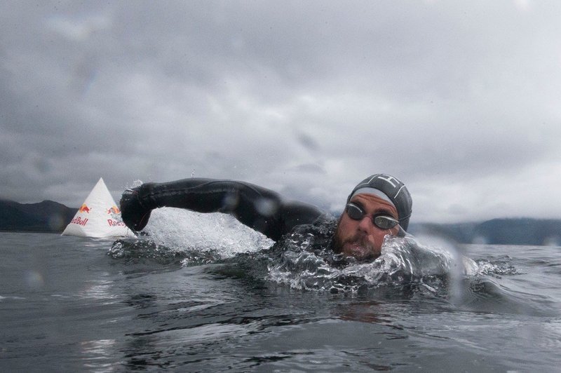 Britanski pustolovec preplaval 2900 kilometrov dolgo pot okrog Otoka (foto: profimedia)
