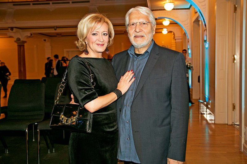 Ksenija Benedetti v skrbeh zaradi moža Borisa Cavazze (foto: Stane Jerko)