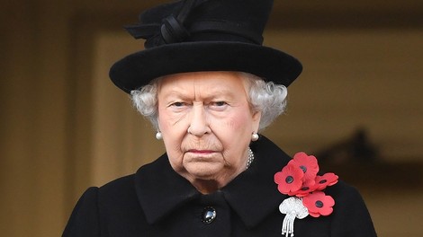 Kraljica Elizabeta II. išče oskrbnika konjev in ponuja 25.000 evrov plače na leto