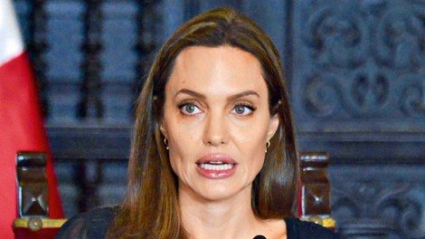 Angelina Jolie se z vlogo v srhljivki vrača na filmska platna