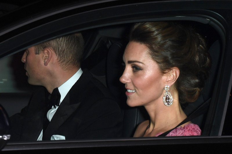 Dragoceni diamantni uhani Kate in Meghan pritegnili pozornost javnosti (foto: Profimedia)