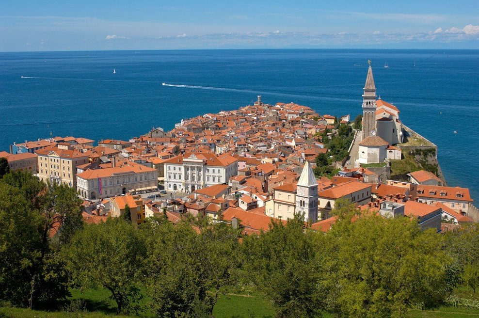 Na turističnem zemljevidu sveta je Slovenija med 7 najbolj varnimi državami (foto: profimedia)