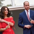 Po govoricah o ločitvi je telesna govorica vojvodinje Kate in princa Williama zelooo napeta, samo poglejte si tole