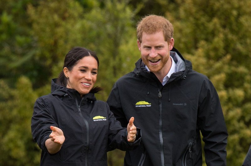 Zakaj se Meghan Markle in princ Harry selita ven iz  Kensingtonske palače? (foto: Profimedia)