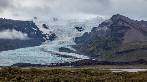 Islandija: Zaradi mikrobov se na ledeniku sprosti do 41.000 ton metana dnevno!