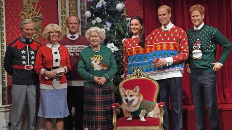 Božič v kraljevi družini je nadvse zabaven: Poleg nenavadnih daril obožujejo tudi koktejle!