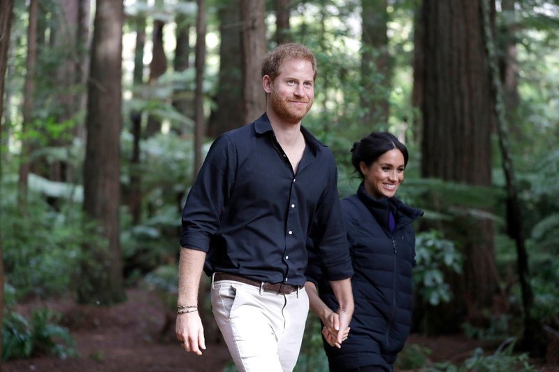 Meghan Markle in princ Harry ves čas kršita pomembno kraljevo pravilo (foto: Profimedia)