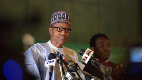 Nigerijski predsednik zanikal govorice na družbenih omrežjih, da je kloniran