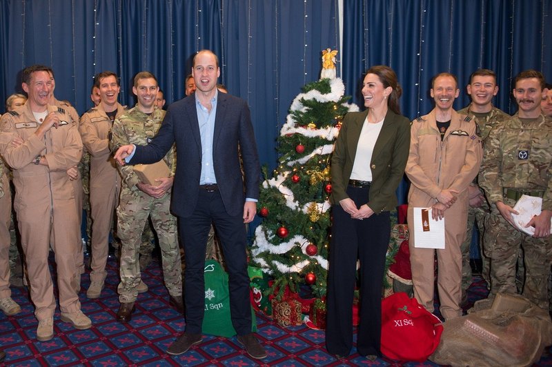 Princ William se je šalil na račun Kate Middleton in jo celo primerjal z božičnim drevescem (foto: Profimedia)