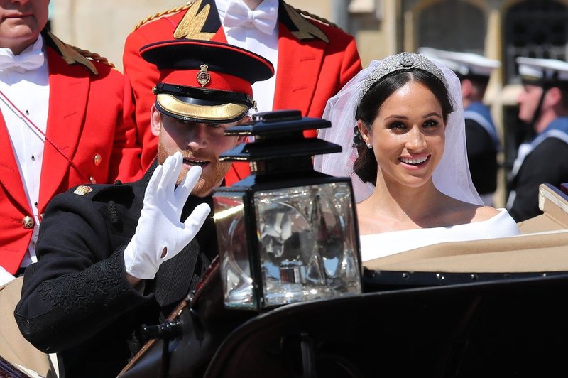 Meghan Markle in princ Harry javnosti pokazala še nikoli videno poročno fotografijo (foto: Profimedia)