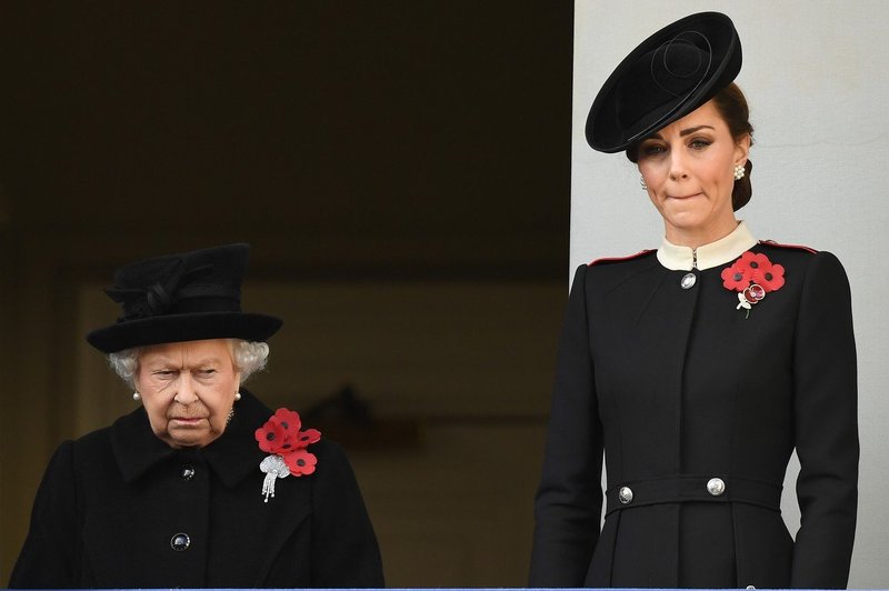 Kraljica Elizabeta je na začetku vihala nos nad Kate Middleton (foto: Profimedia)