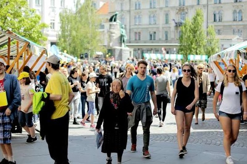 Vsak osmi prebivalec Slovenije je priseljenec, število priseljencev narašča (foto: STA)