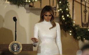 Melania Trump osupnila v čudoviti beli obleki