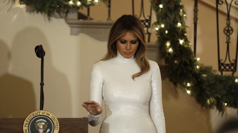 Melania Trump osupnila v čudoviti beli obleki