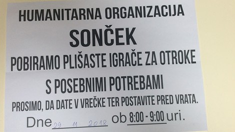 Zloraba imena Zveze Sonček za zbiranje plišastih igrač za otroke