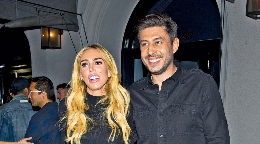 Bogata dedinja Petra Ecclestone se je zaročila z direktorjem umetniške galerije (foto: Profimedia)