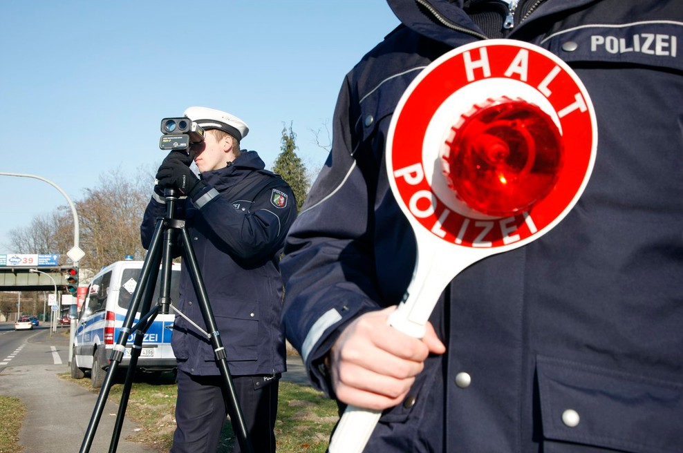 Nemška policija paru na željo poslala radarsko sliko z njunega poročnega dne (foto: profimedia)