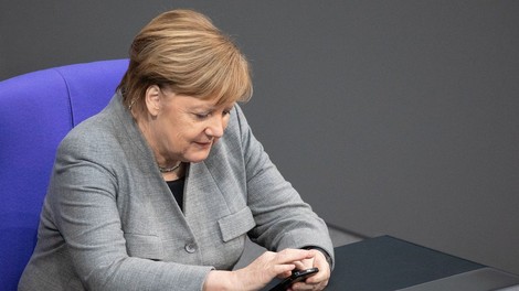 Angela Merkel zaprla račun na Facebooku