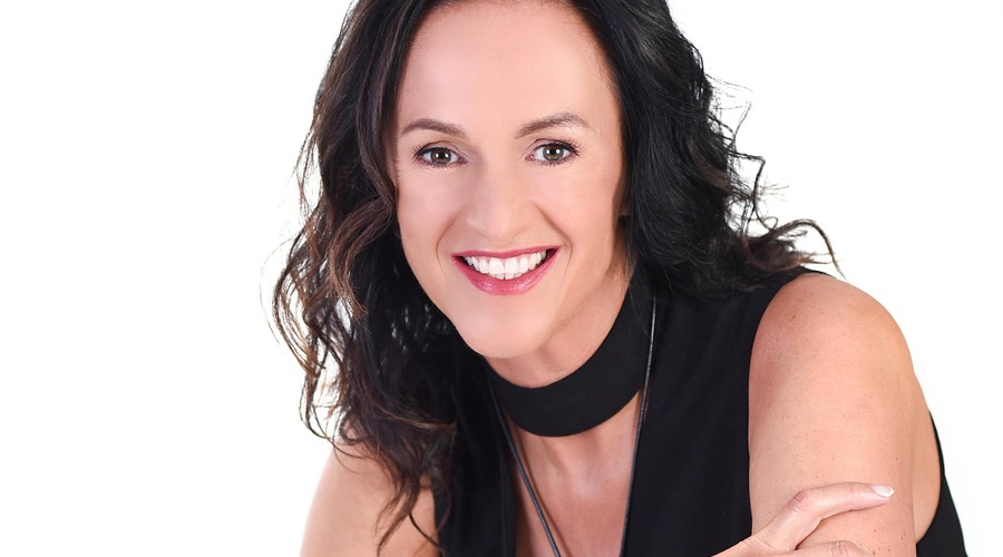 Dr. Tanja Pia Metelko - avtorica novega priročnika Mediacijske tehnike in veščine 1-50 (foto: OA)