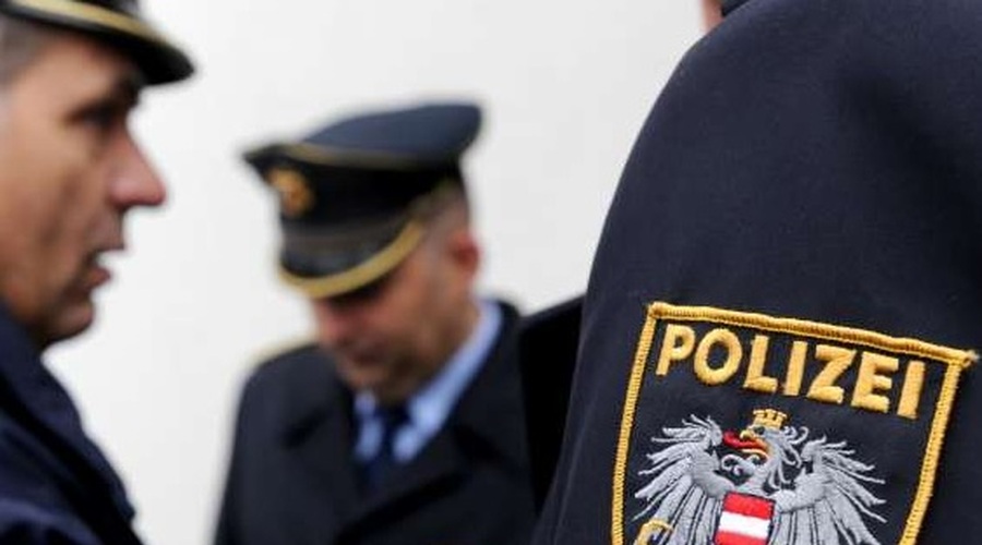 Oborožen rop v Mariboru, v Ljubljani pa policija išče nasilneže! (foto: STA)
