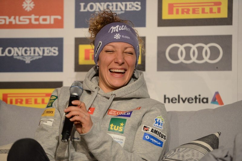 Ilka Štuhec si je prismučala drugi zaporedni naslov svetovne prvakinje v smuku (foto: profimedia)