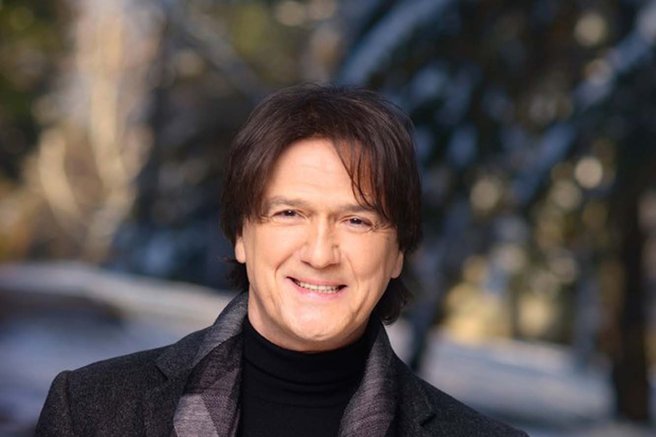 Na hišo Zdravka Čolića na Dedinju vržena bomba: na kraju policija in tožilec