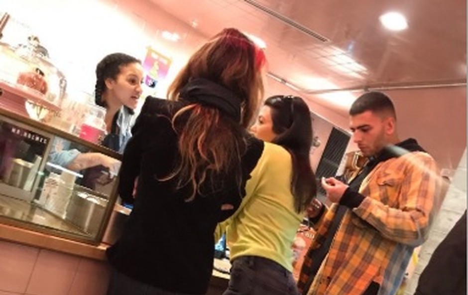 Kourtney Kardashian se spet druži z bivšim fantom (foto: Profimedia)