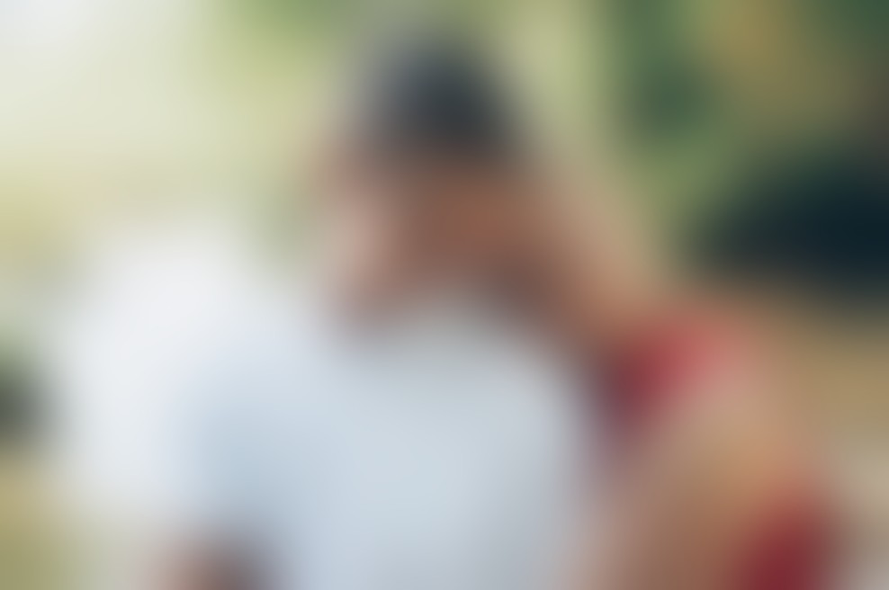 Prvi zmenek in veliko drame: zgodbe 4 parov