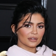 Kylie Jenner trdi, da ni bila na lepotni operaciji