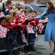 Kate Middleton ima plašč, ki si ga želijo številne ženske po vsem svetu