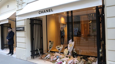 Poklon Chanela Lagerfeldu z njegovo zadnjo kolekcijo