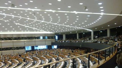 V Evropskem parlamentu v vsakem mandatu večji delež žensk