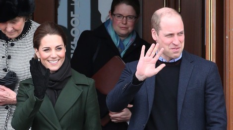 Kate Middleton in princ William sta se po dolgem času znova držala za roke