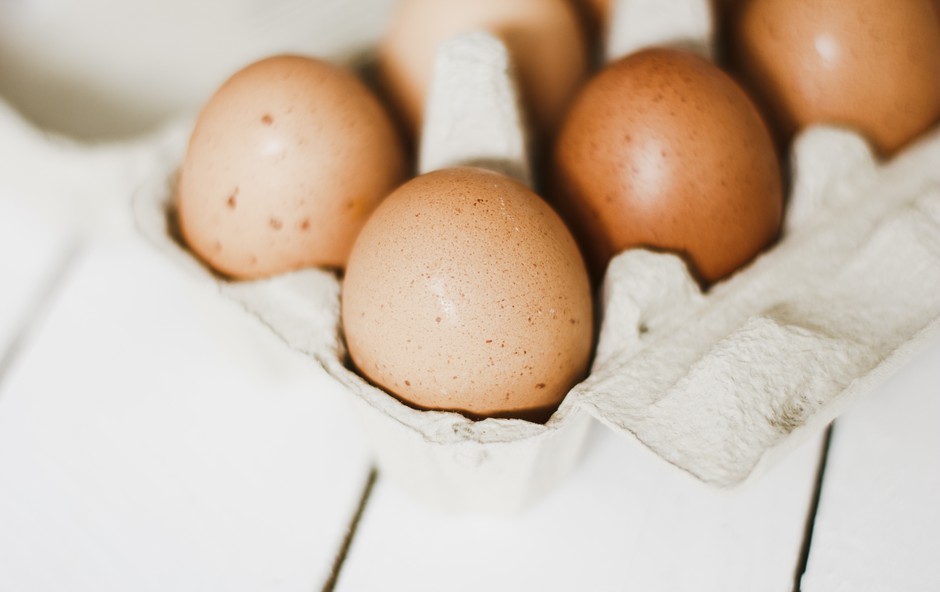 HOFER tudi iz svojih izdelkov umika jajca iz baterijske reje (foto: Hofer Press)