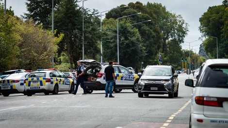 Drama v Christchurchu: Novozelandska policija zaradi domnevne bombe aretirala moškega