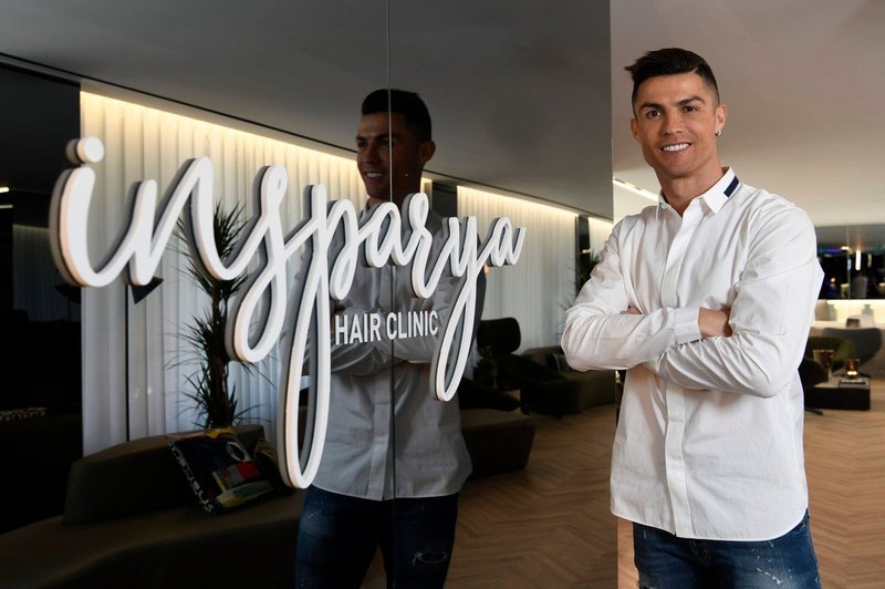 Ronaldo spet za Portugalsko, vrnil pa se je tudi v Madrid na kliniko za presajanje las (foto: profimedia)