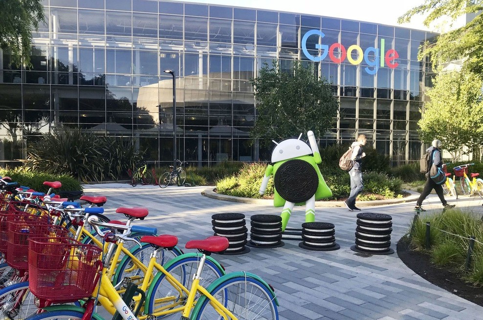 Google razpustil odbor za etično rabo umetne inteligence (foto: profimedia)