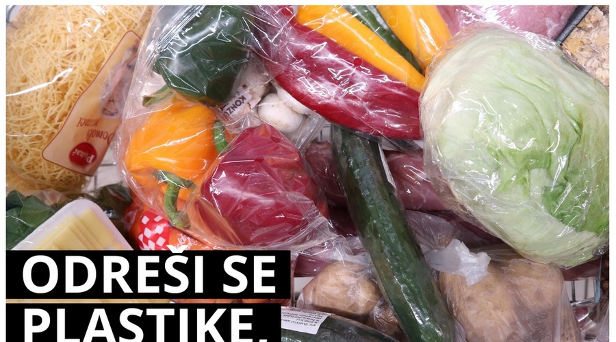 Letošnja Ura za Zemljo poziva: "Odreši se plastike, izberi naravo!" (foto: Ura za zemljo Press)