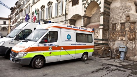 Smrtonosna tradicija: V Italiji pri nezakonitem obrezovanju umrl petmesečni deček!
