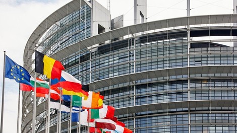 Evropski poslanci potrdili direktivo o avtorskih pravicah