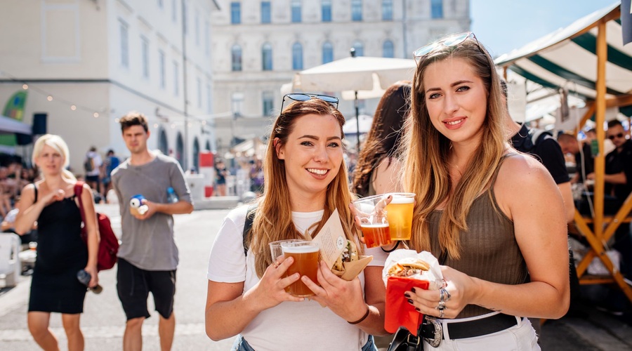 Pivo & Burger Fest prinaša sveže okuse in trende (foto: Odprta kuha/ Pivo & Burger Fest Press)