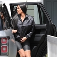 Zdaj je razkrito, kakšne so v resnici noge Kim Kardashian