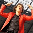 Skupina Rolling Stones zaradi bolezni Micka Jaggerja preložila ameriško turnejo