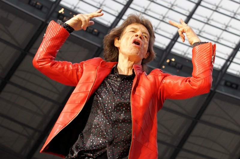 Skupina Rolling Stones zaradi bolezni Micka Jaggerja preložila ameriško turnejo (foto: profimedia)