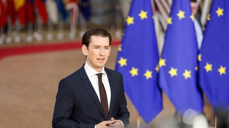 Avstrijski parlament izglasoval nezaupnico kanclerju Kurzu