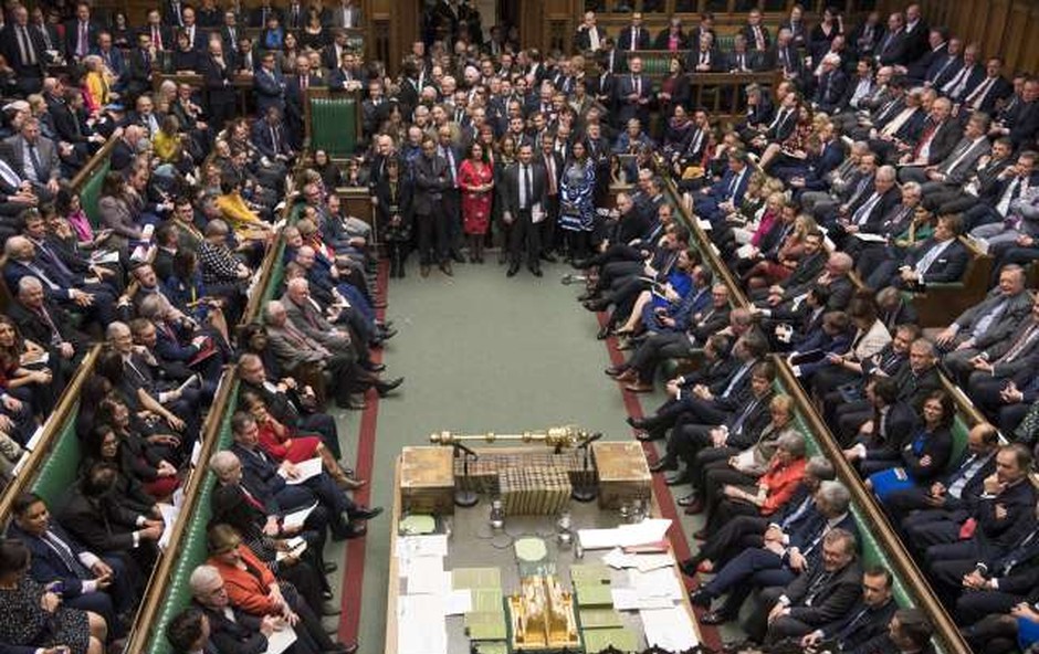 Škotski sodnik je zavrnil začasno prepoved prekinitve dela britanskega parlamenta (foto: Xinhua/STA)