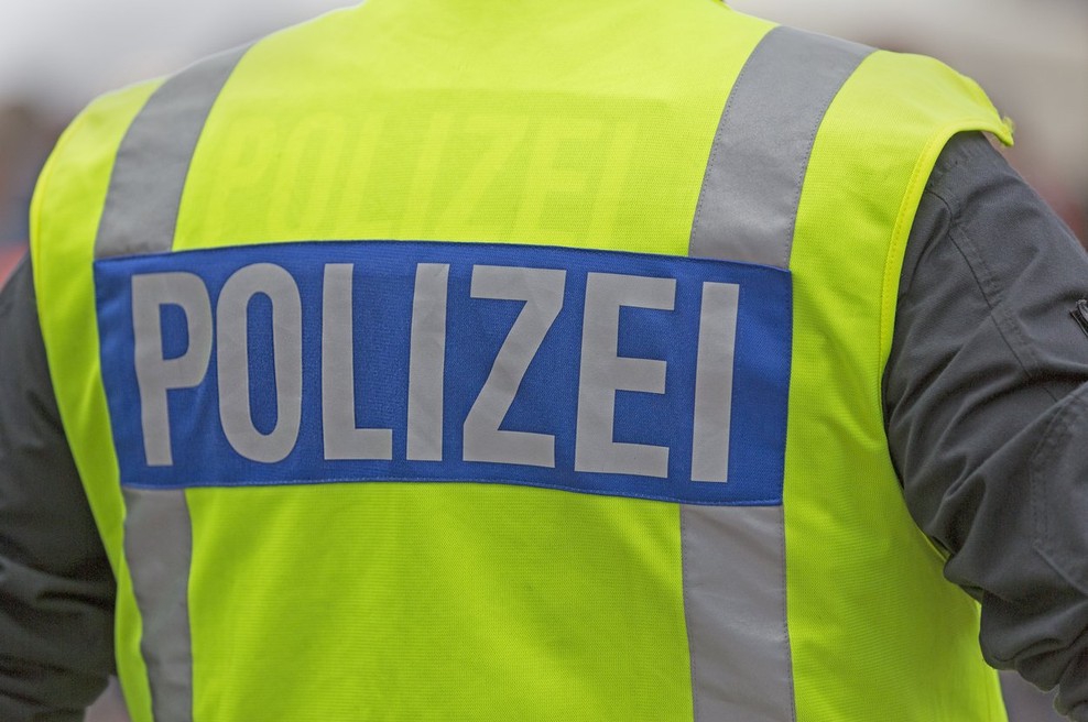 Pijan voznik prosil za pomoč policiste in ostal brez vozniškega dovoljenja (foto: profimedia)
