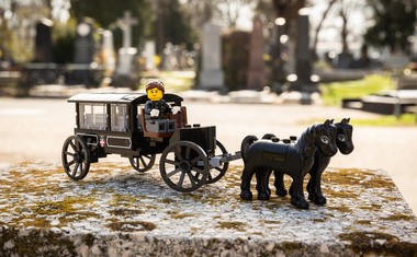 Lego kocke dunajskega Pogrebnega muzeja za lažje razumevanje smrti