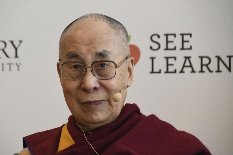 Dalajlamo zaradi pljučnice sprejeli v bolnišnico v New Delhiju (foto: profimedia)