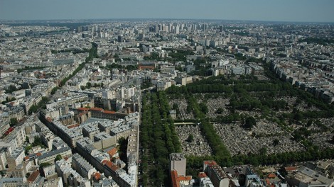 V Parizu proti onesnaženju z 800 električnimi avtobusi